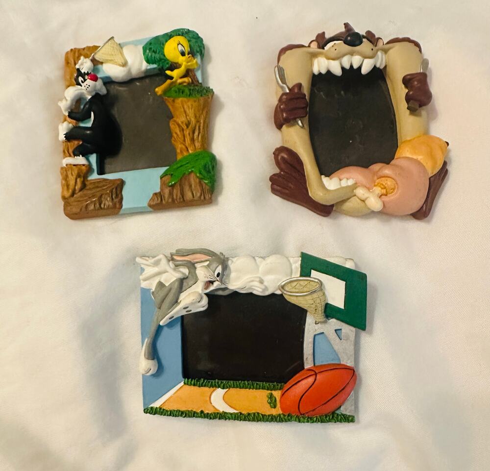 Looney Tunes Small Magnetic Picture Frame Tweety Bird taz set of 3 Vintage 1997